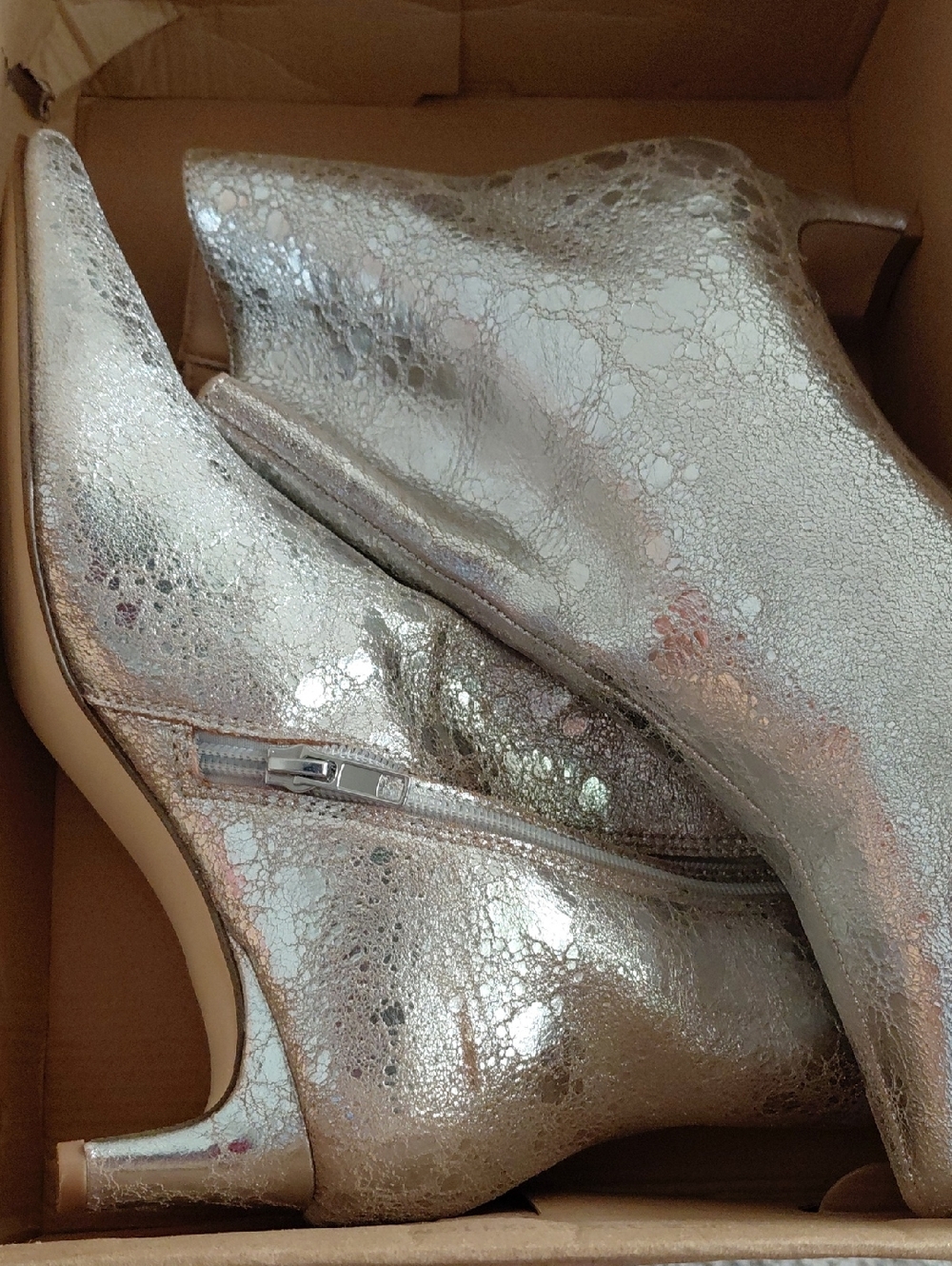 Steve Madden Silver Crackle Pointed Heel Ankle Boots
